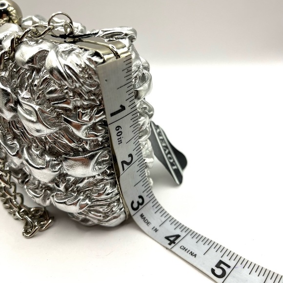 Silver Textured Clutch Puffy Evening Bag with Chain Strap Vintage - Picture 10 of 10